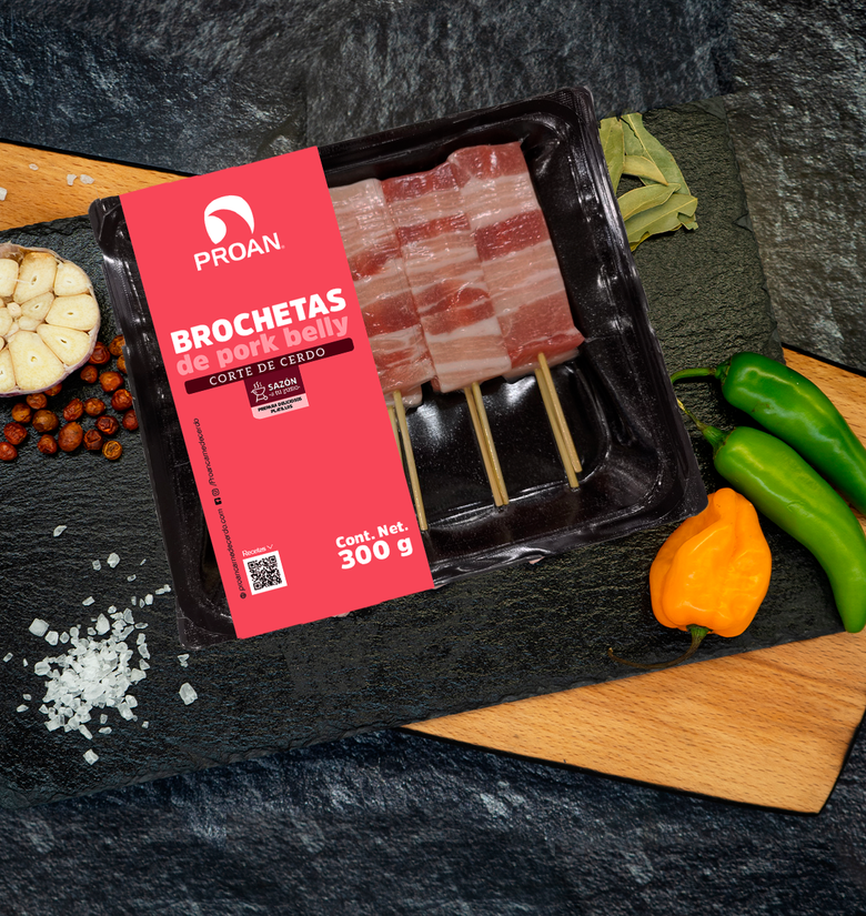Brochetas de pork belly